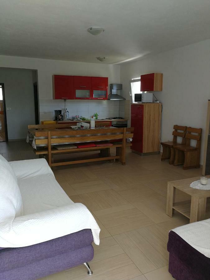 Apartments N&M Sukosan Bagian luar foto