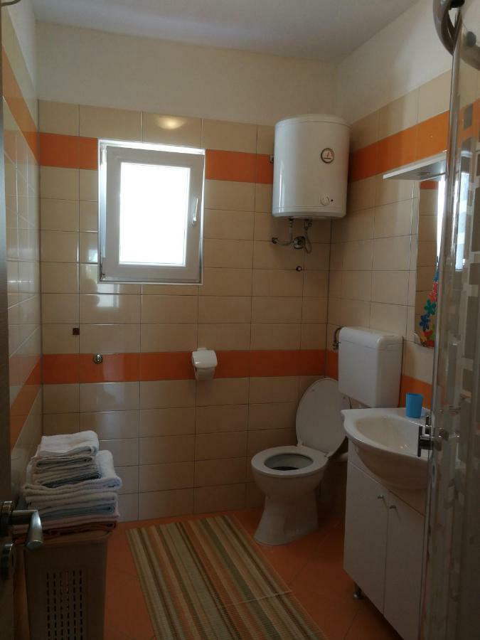 Apartments N&M Sukosan Bagian luar foto