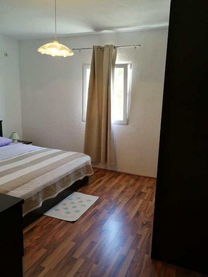 Apartments N&M Sukosan Bagian luar foto