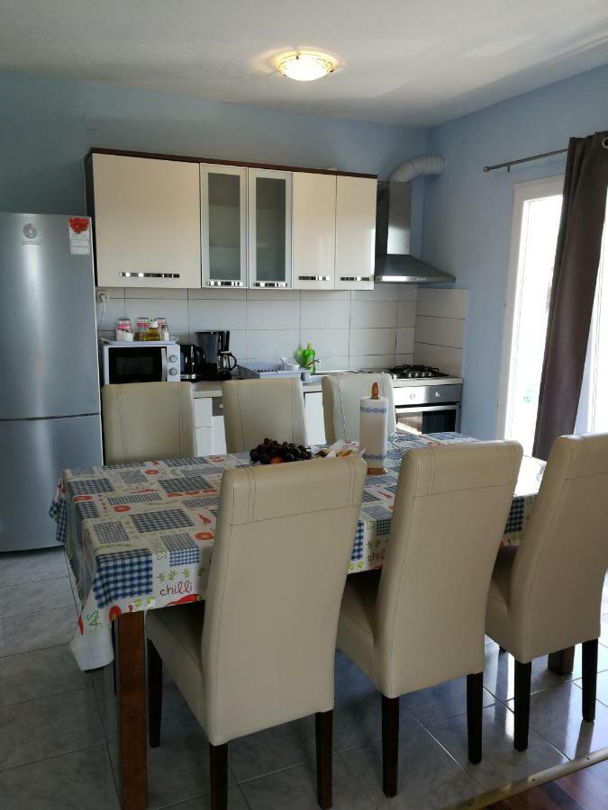 Apartments N&M Sukosan Bagian luar foto