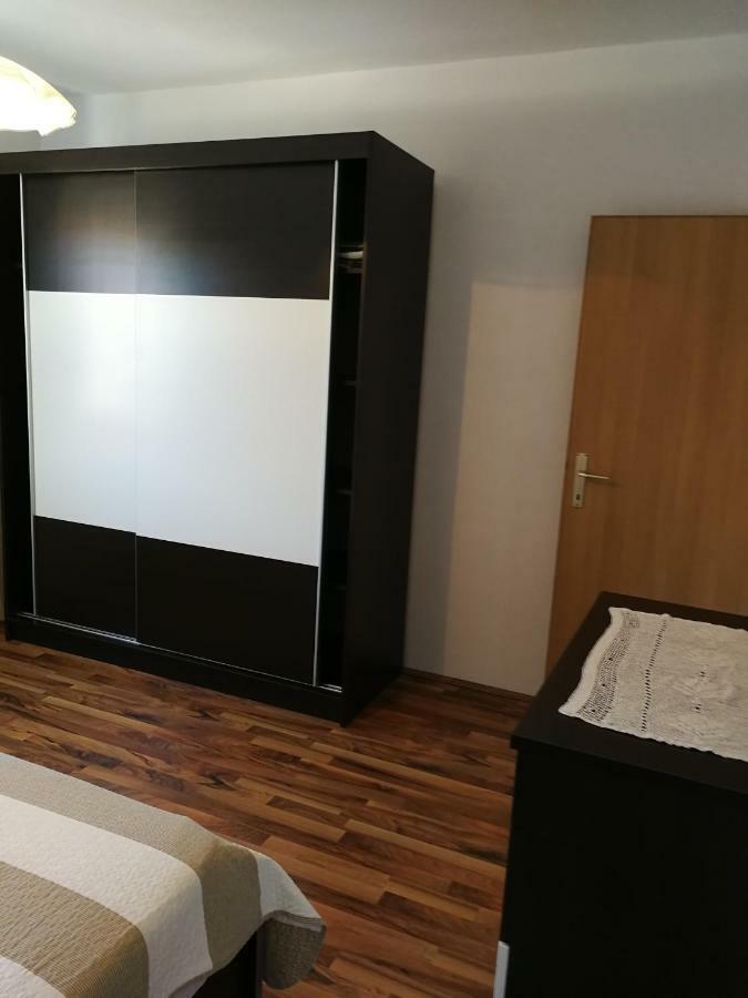 Apartments N&M Sukosan Bagian luar foto