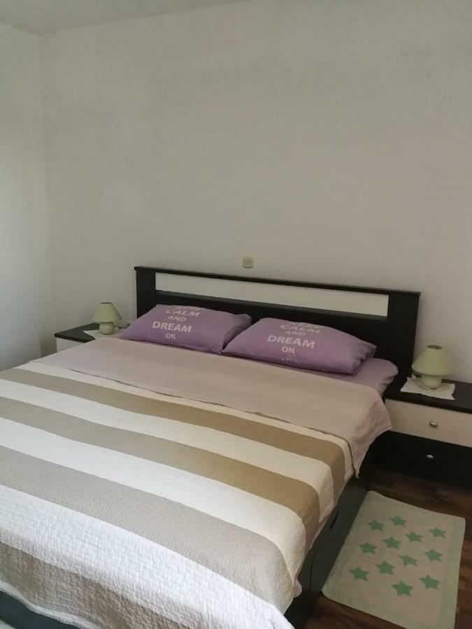 Apartments N&M Sukosan Bagian luar foto
